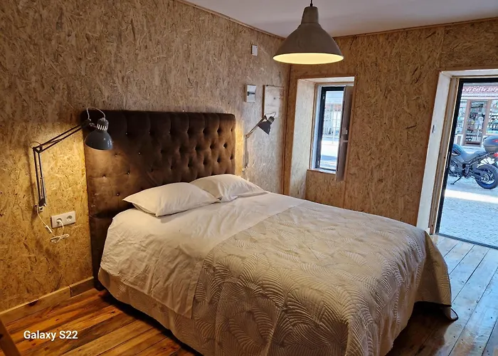 Estrada De Benfica 600